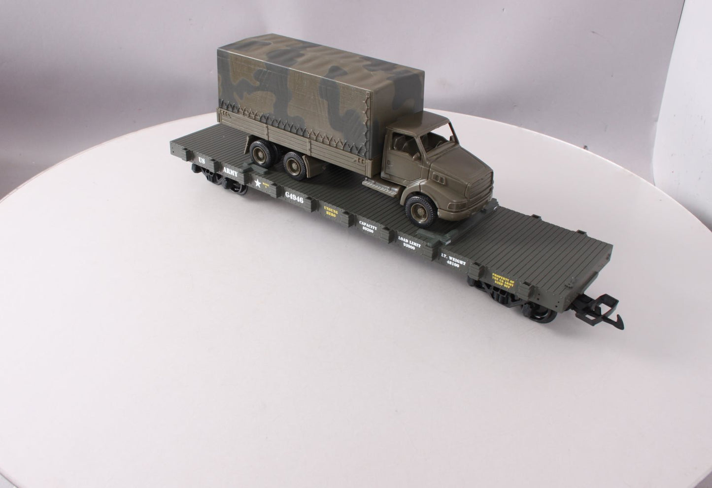 USA Trains R1781 G Scale US Army Flatcar with Truck #G5058