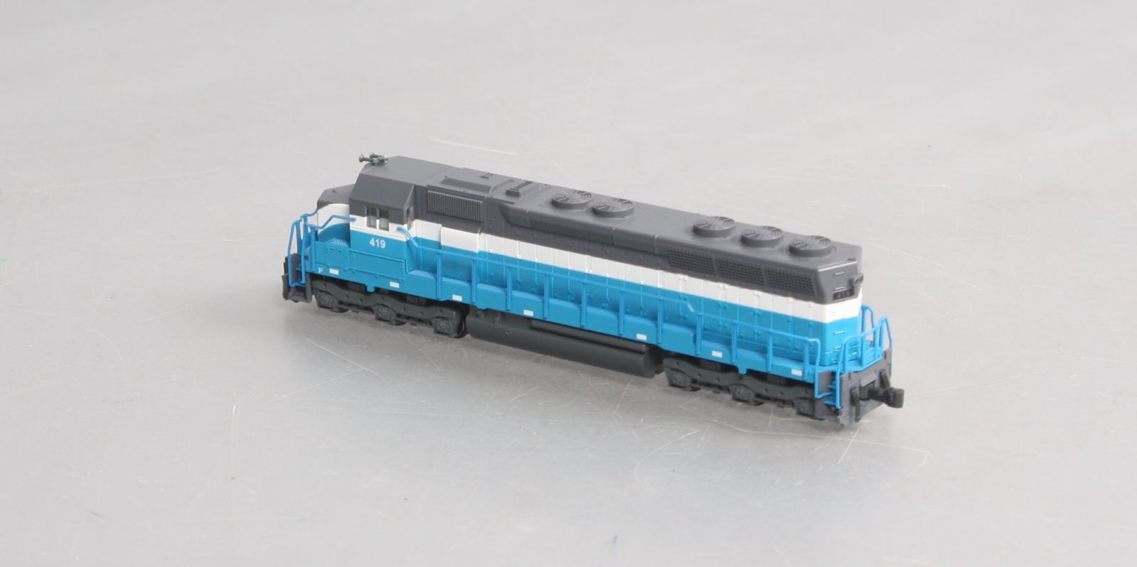 Kato 176-3126 N SD45 GN'Big Sky Blue' #419