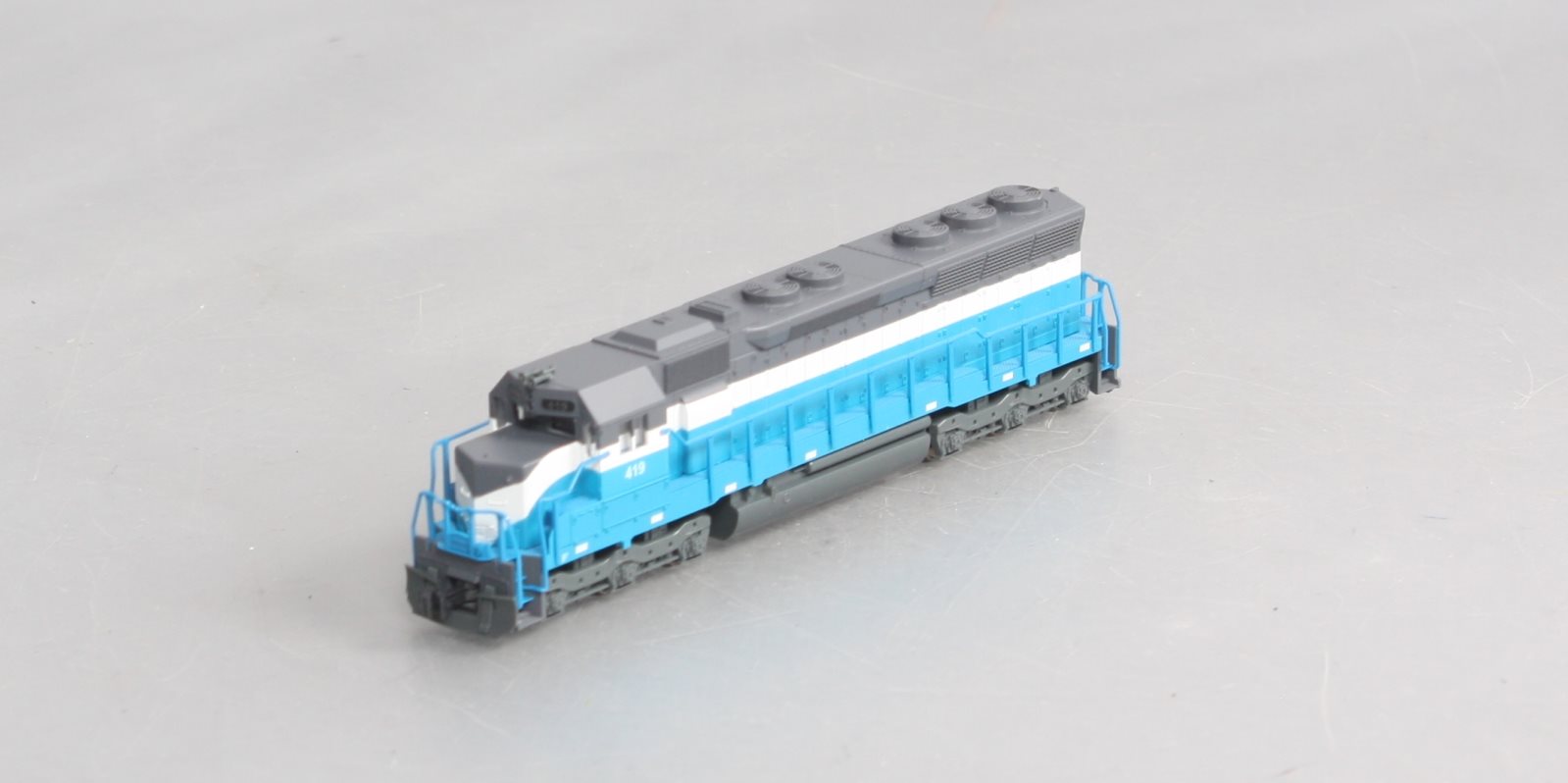Kato 176-3126 N SD45 GN'Big Sky Blue' #419