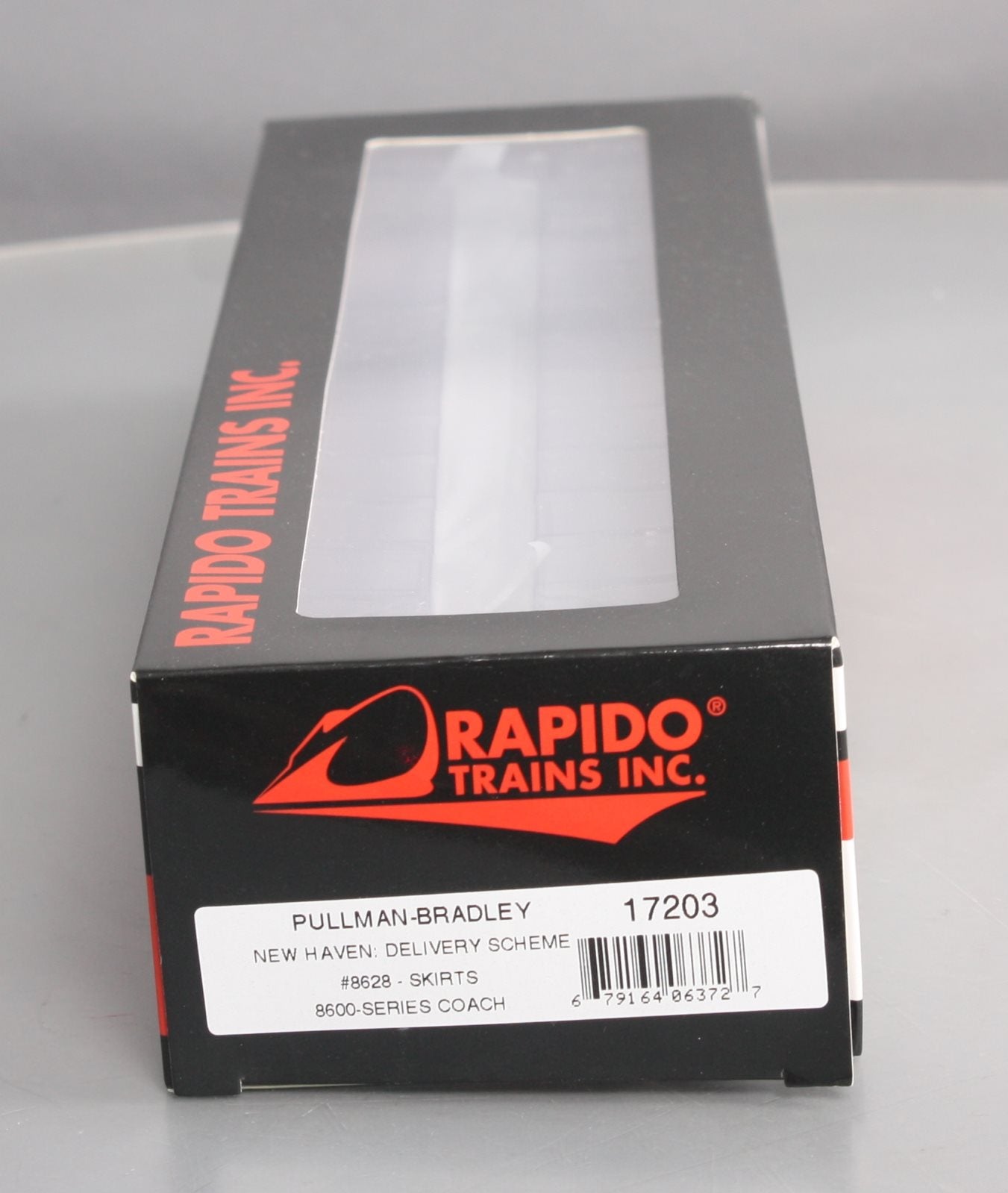 Rapido Trains 17203 HO New Haven 8600-Series Coach #8628