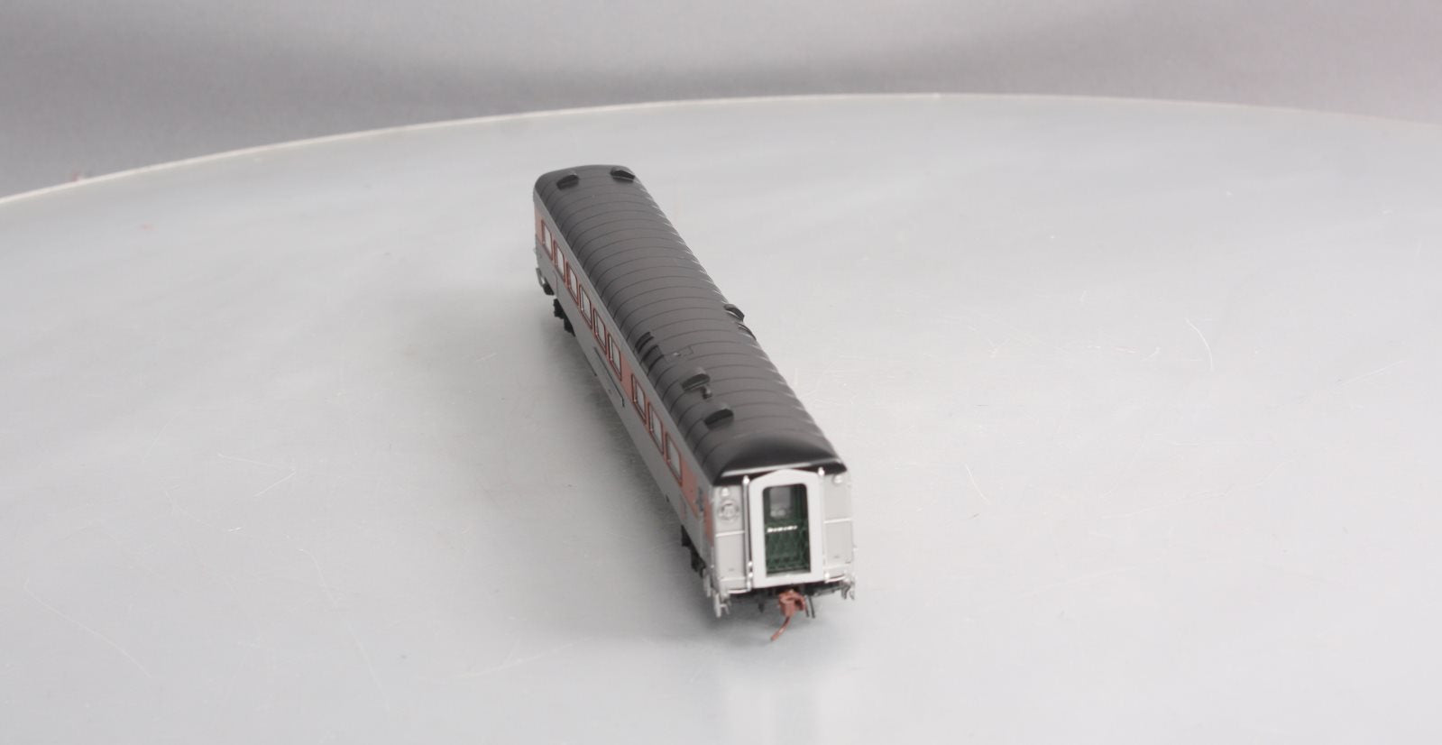 Rapido Trains 132008 HO New Haven Lewis Morris McGinnis with Skirts Dining Car