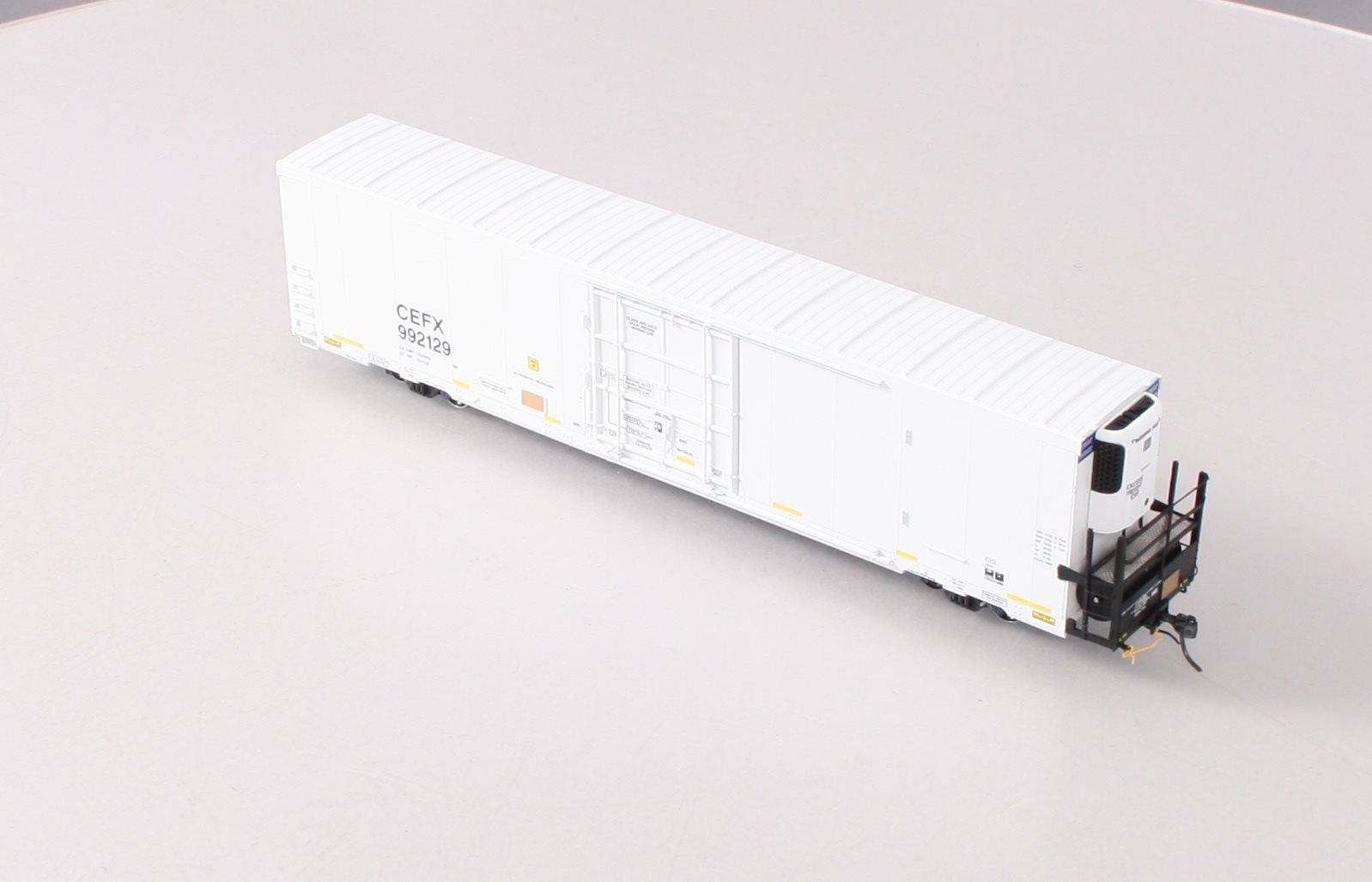 BLMA Models 52911 HO Scale Trinity 64' Reefer CEFX #992129