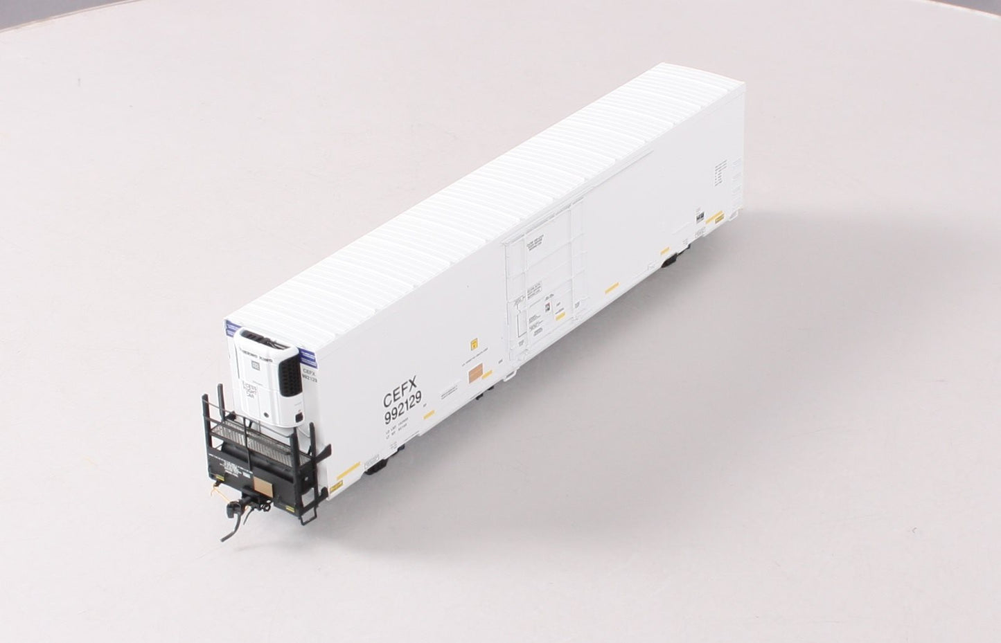 BLMA Models 52911 HO Scale Trinity 64' Reefer CEFX #992129