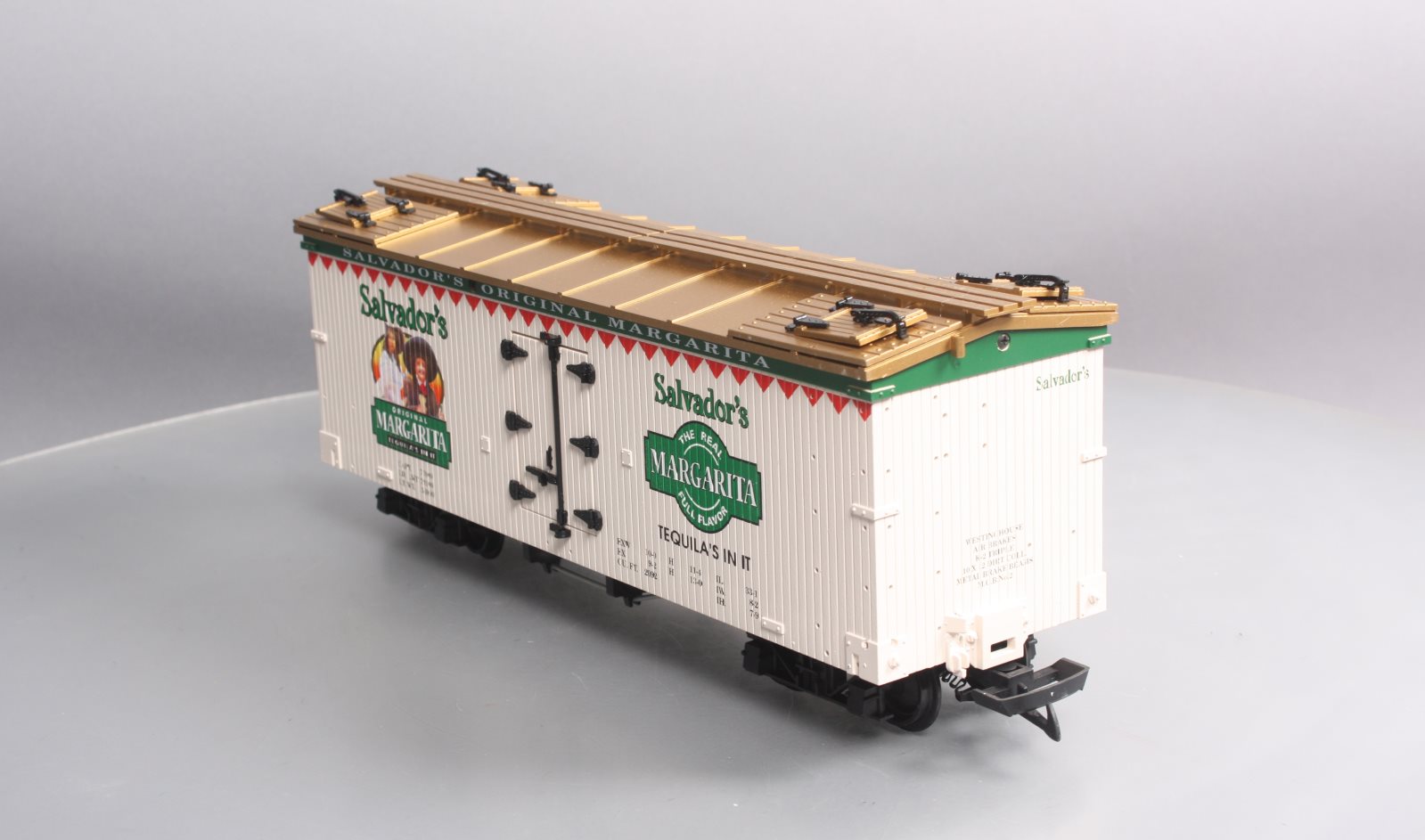 USA Trains R16285 G Salvador's Margarita Wood Refrigerator Car