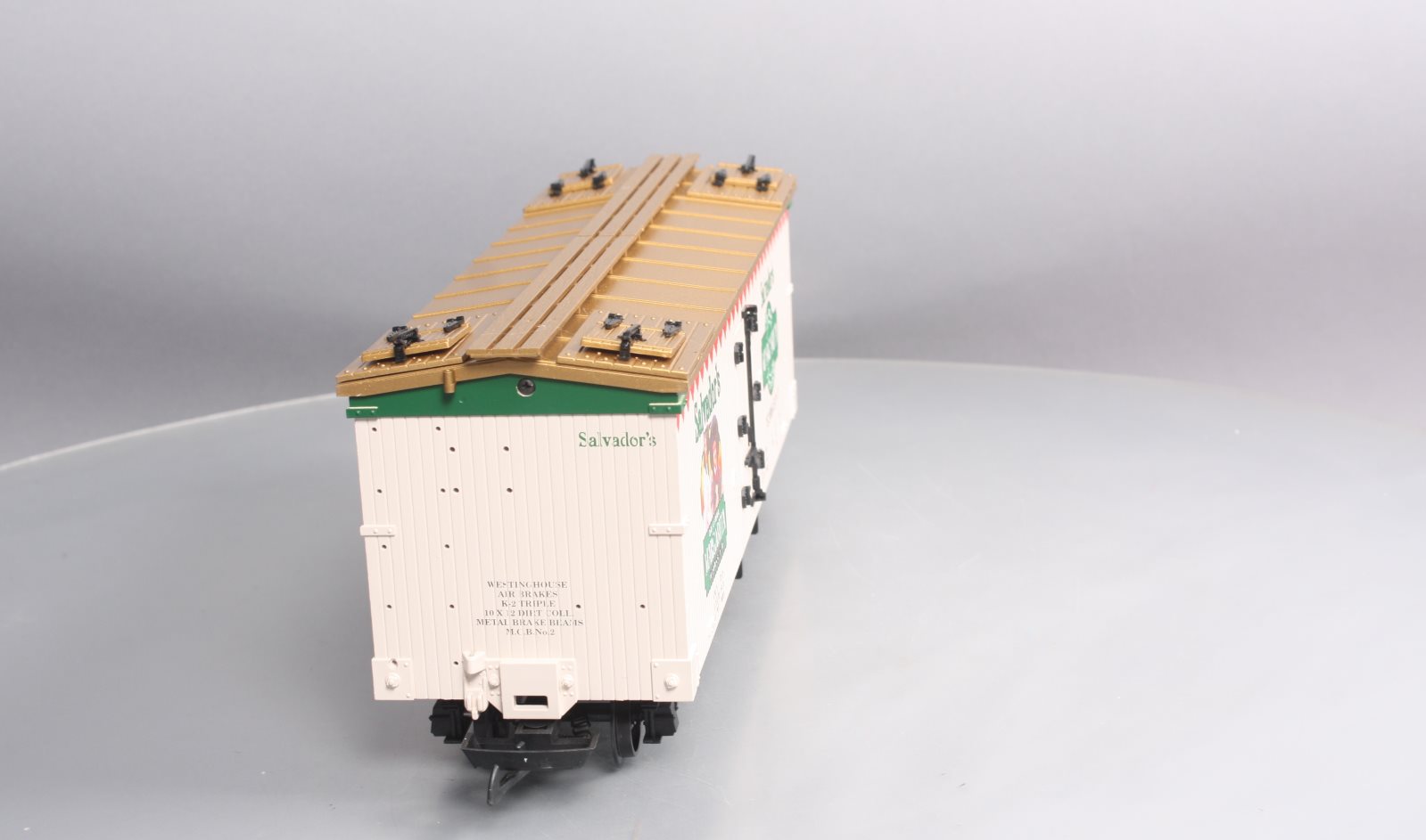 USA Trains R16285 G Salvador's Margarita Wood Refrigerator Car