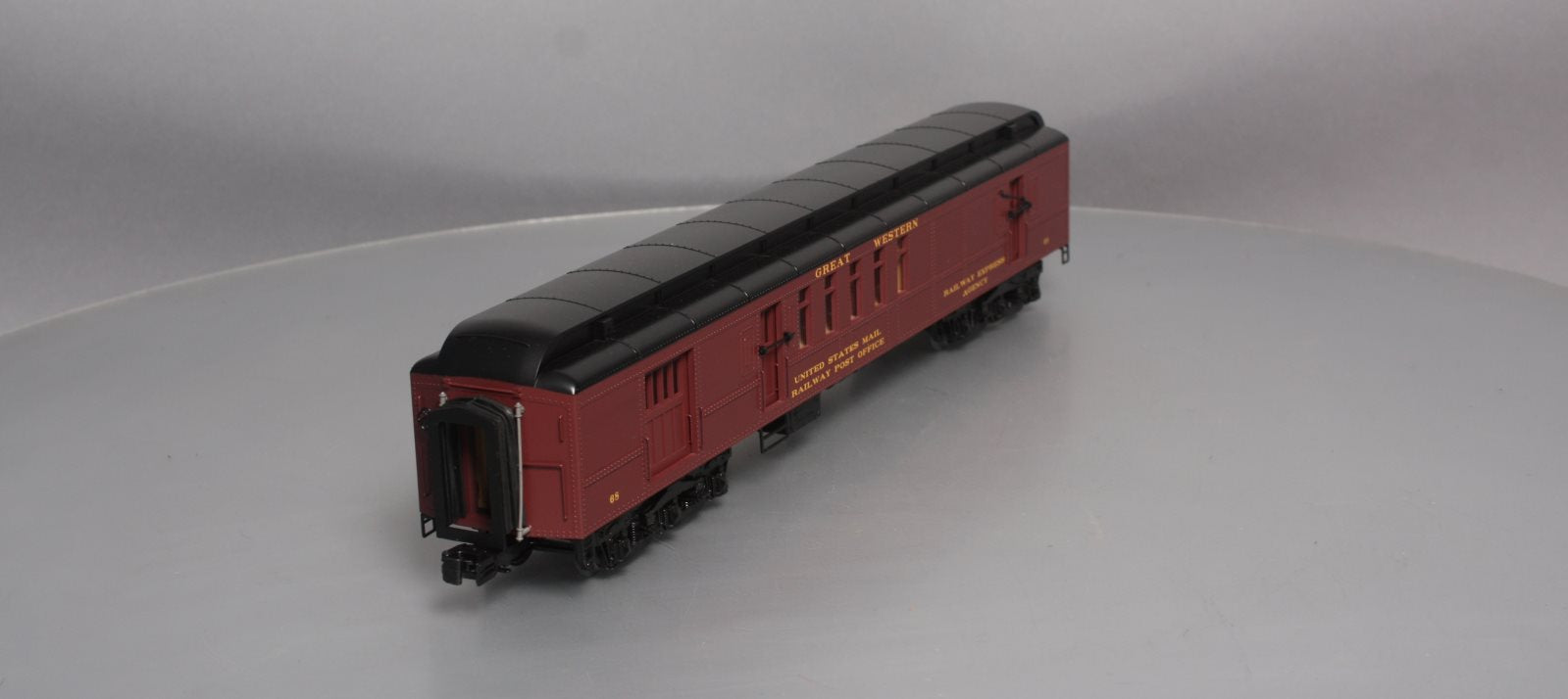 MTH 20-40052 O Gauge Chicago Great Western RPO Car # 68