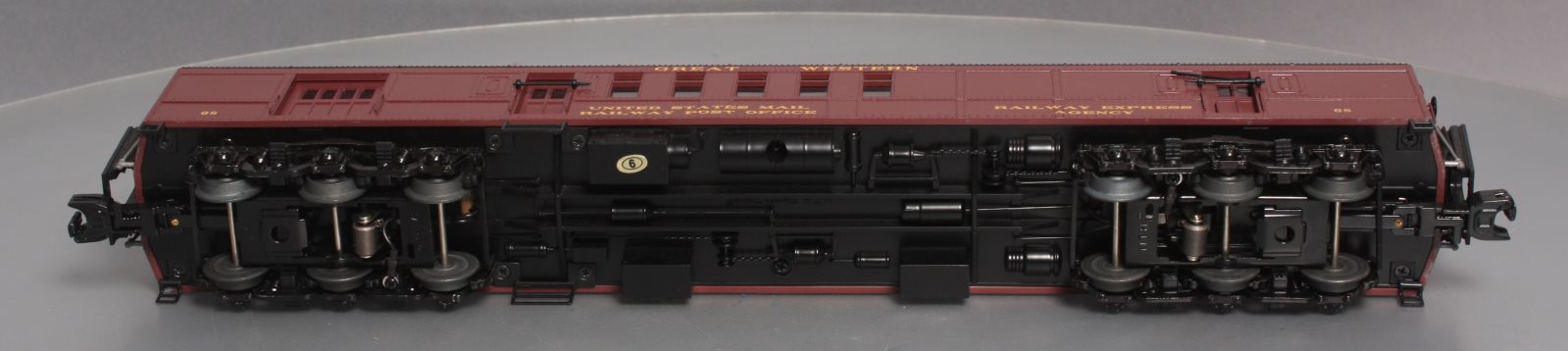 MTH 20-40052 O Gauge Chicago Great Western RPO Car # 68