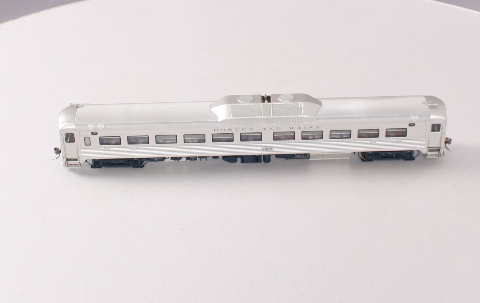 Rapido Trains 16538 HO Boston & Maine Budd RDC-1 Phase 1C #6108
