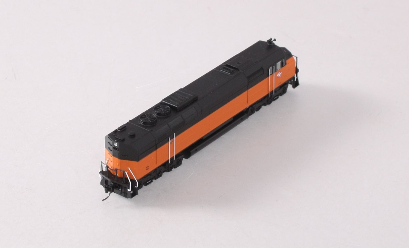 Athearn 22481 N Milwaukee Road FP45 Diesel Locomotive w/DCC/Sound #2