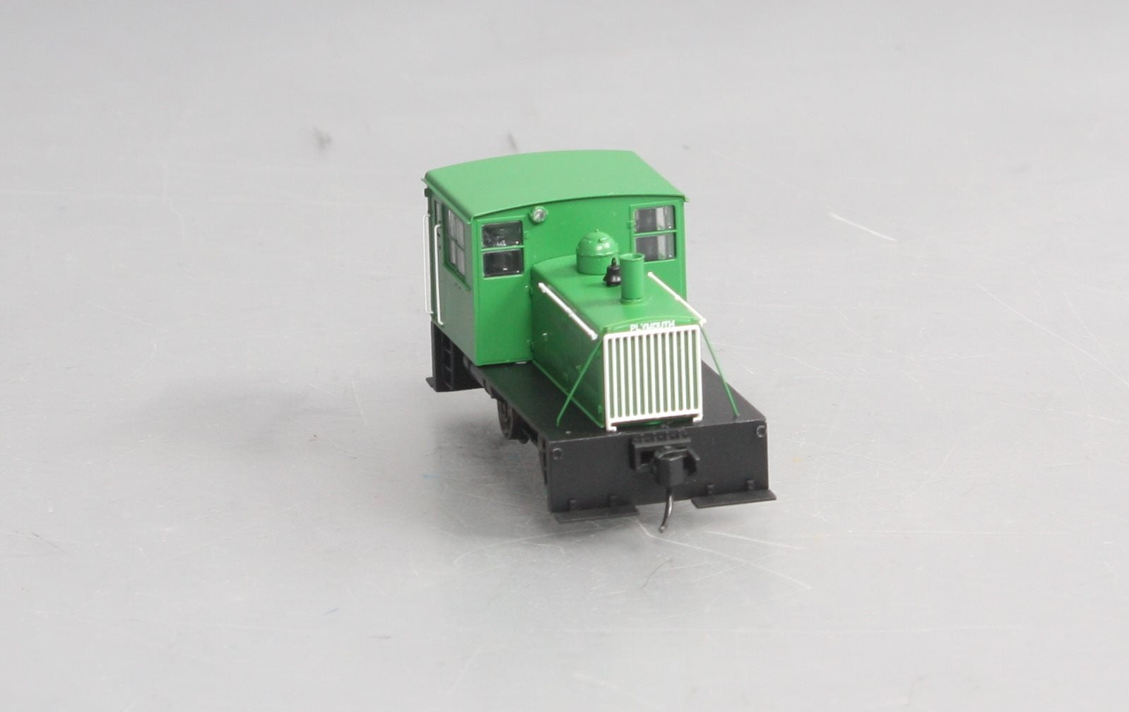 Walthers 910-20009 HO Unlettered Plymouth ML-8 Industrial Switcher ESU DCC