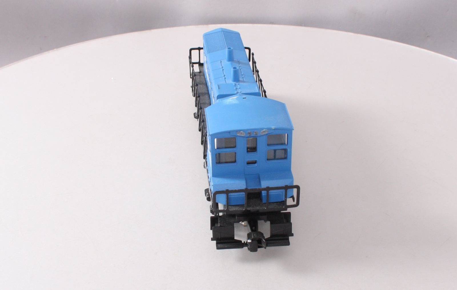 K-Line K-2225 O Conrail MP-15 Dual Motor Diesel Locomotive