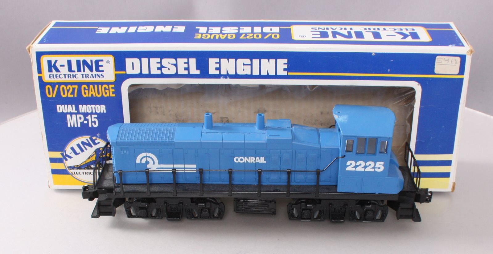 K-Line K-2225 O Conrail MP-15 Dual Motor Diesel Locomotive #2225