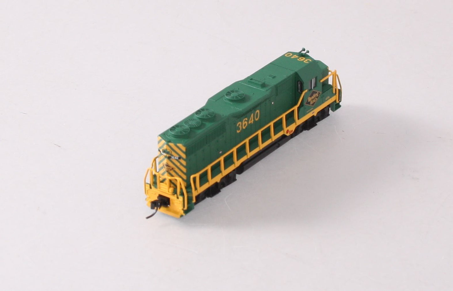 Atlas 40000746 N Scale Reading GP-35 Diesel Locomotive #3640