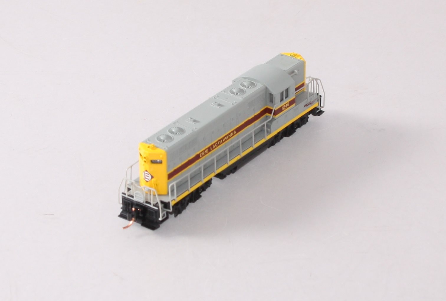Atlas 48213 N Scale Erie Lackawanna GP-7 Diesel Locomotive #1246