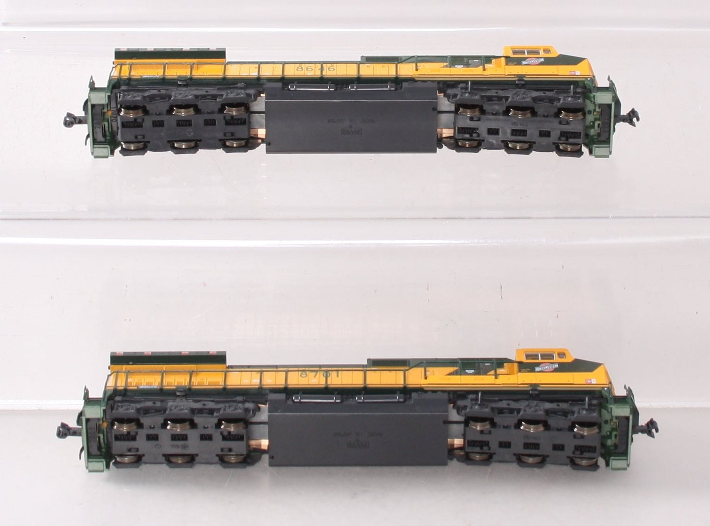 Kato 106-2451 N Scale Chicago & North Western C44-9W Diesel Locomotive Set