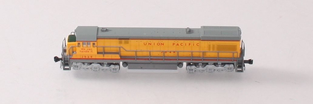 Kato 176-0933 N Scale Union Pacific U30C Diesel Locomotive #2848