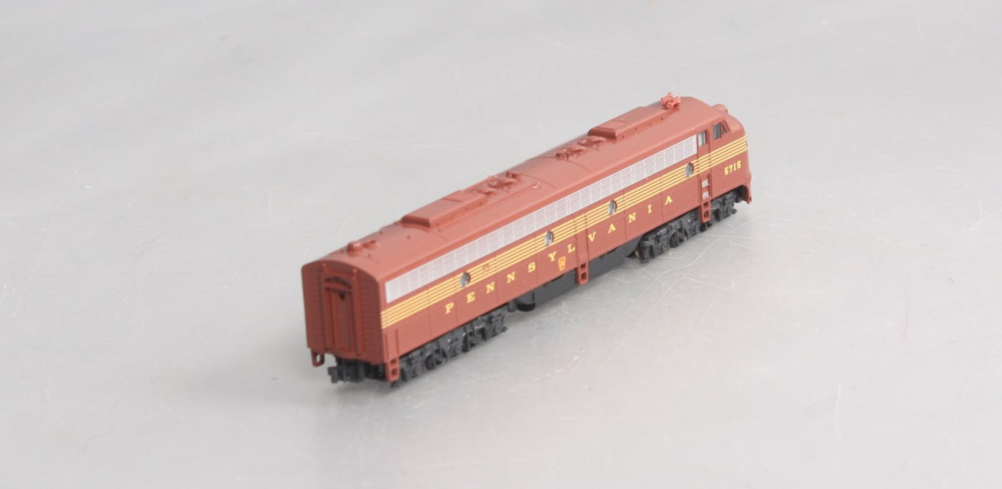 Kato 176-5309 N Scale Pennsylvania E8A Powered Diesel Locomotive #5715