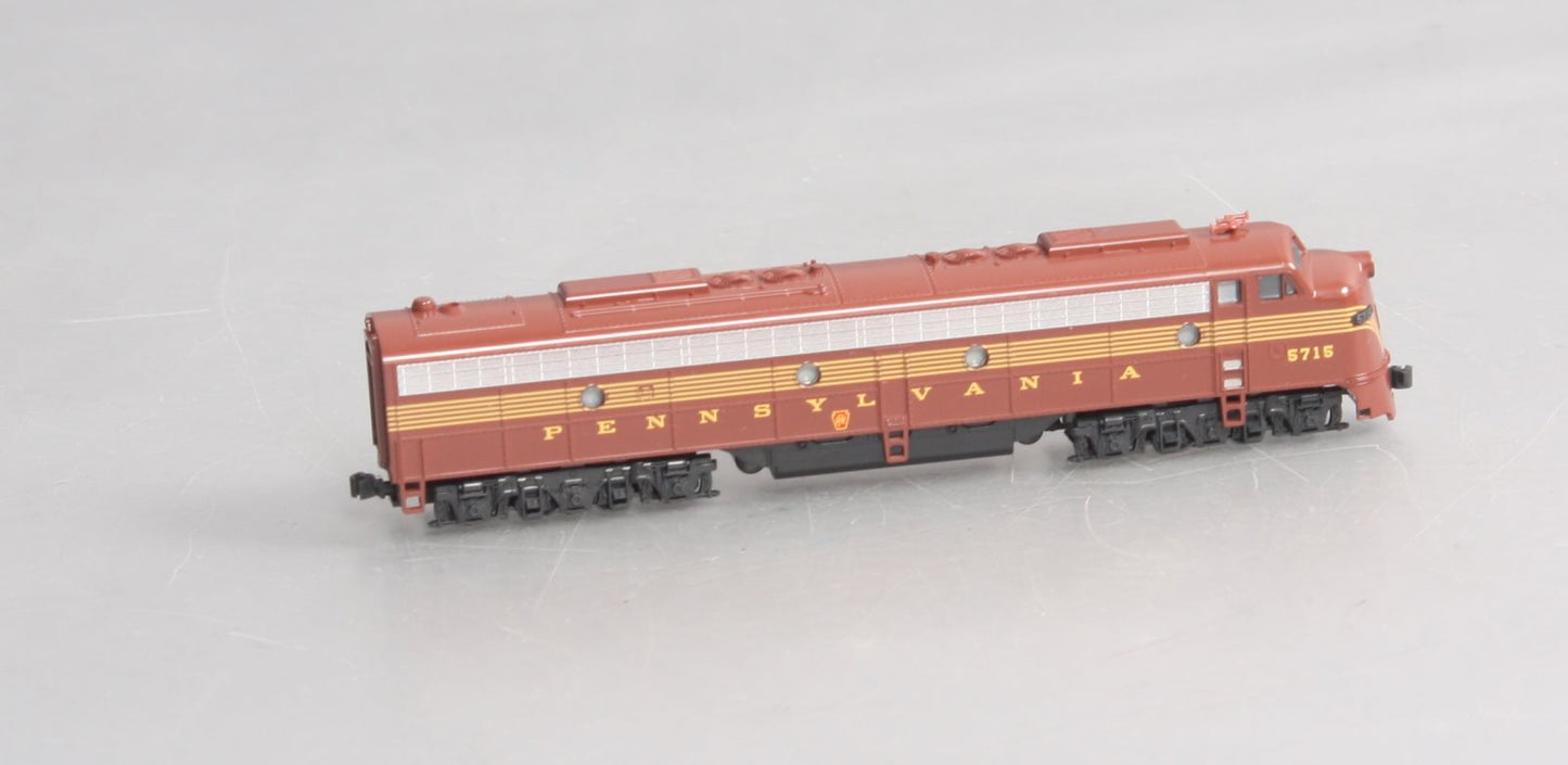 Kato 176-5309 N Scale Pennsylvania E8A Powered Diesel Locomotive #5715