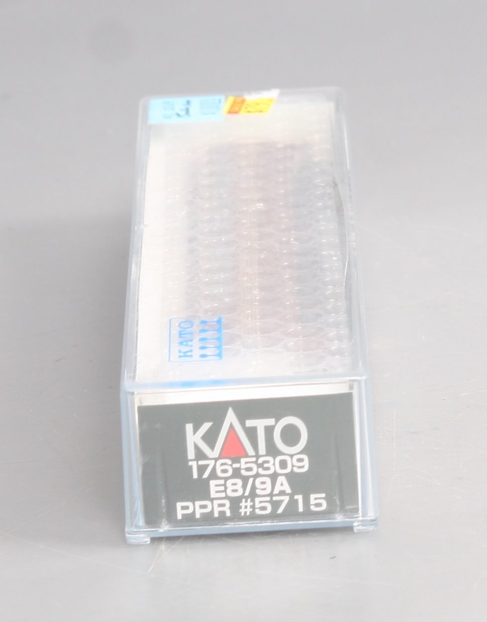 Kato 176-5309 N Scale Pennsylvania E8A Powered Diesel Locomotive #5715