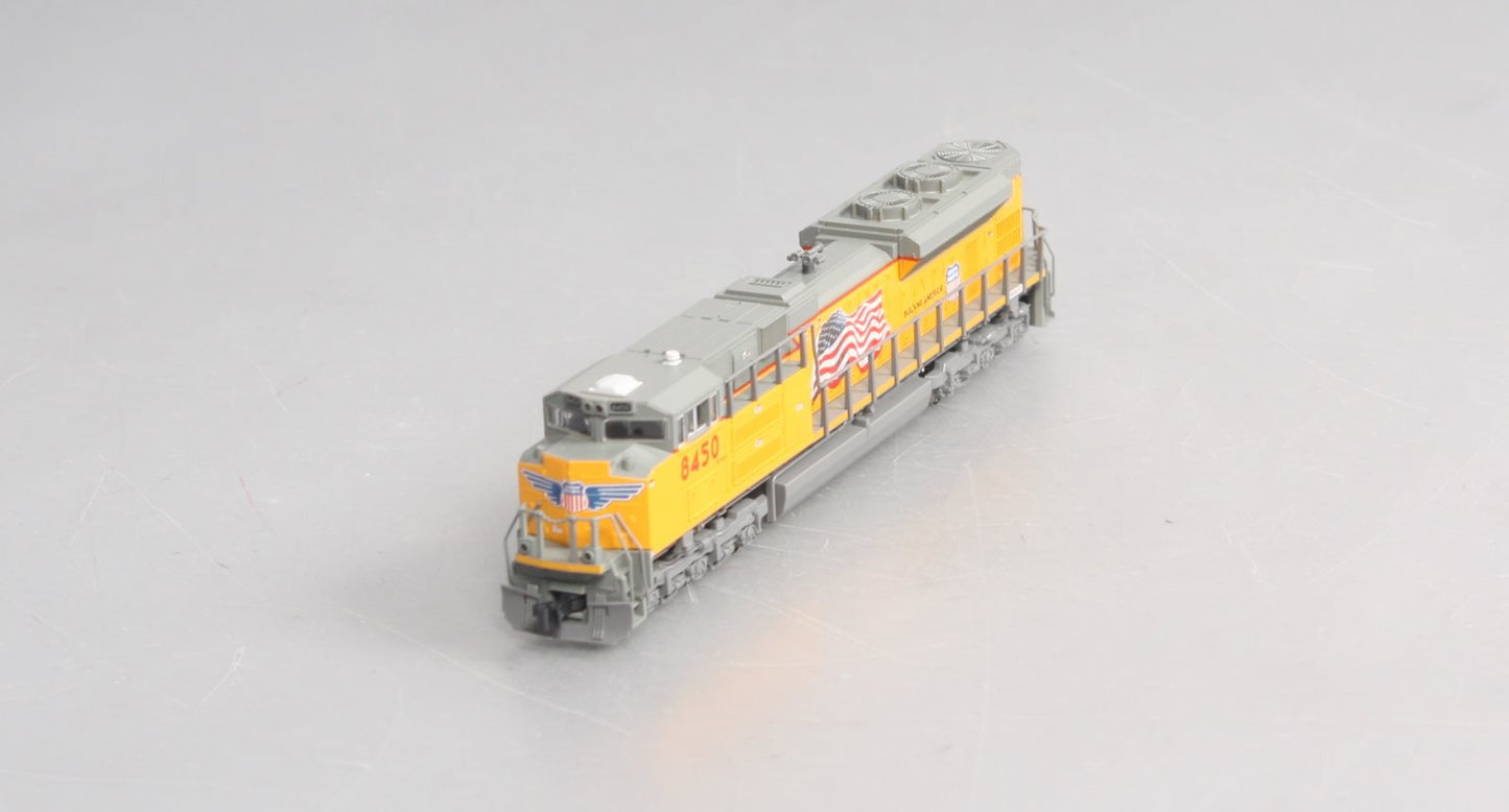 Kato 176-8403 N Scale Union Pacific SD70ACe Diesel Locomotive #8450