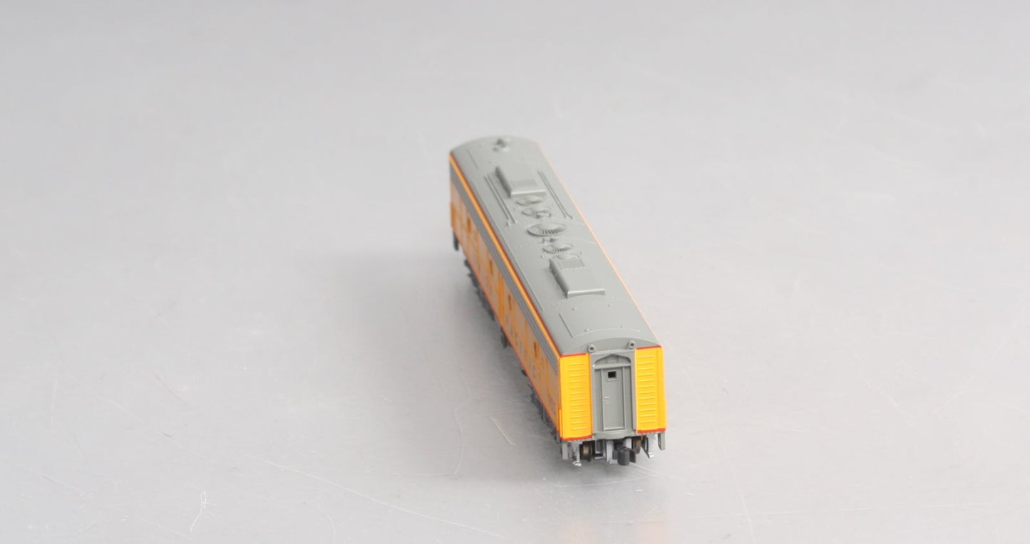 Kato 176-5352 N Scale Union Pacific EMD E9B Powered Diesel Locomotive #953B