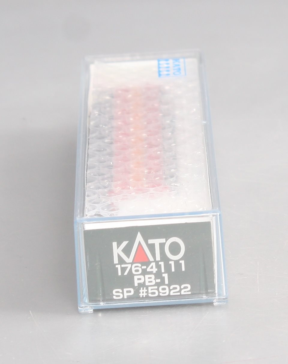 Kato 176-4111 N Scale Southern Pacific PB-1 Powered Diesel Locomotive #5922