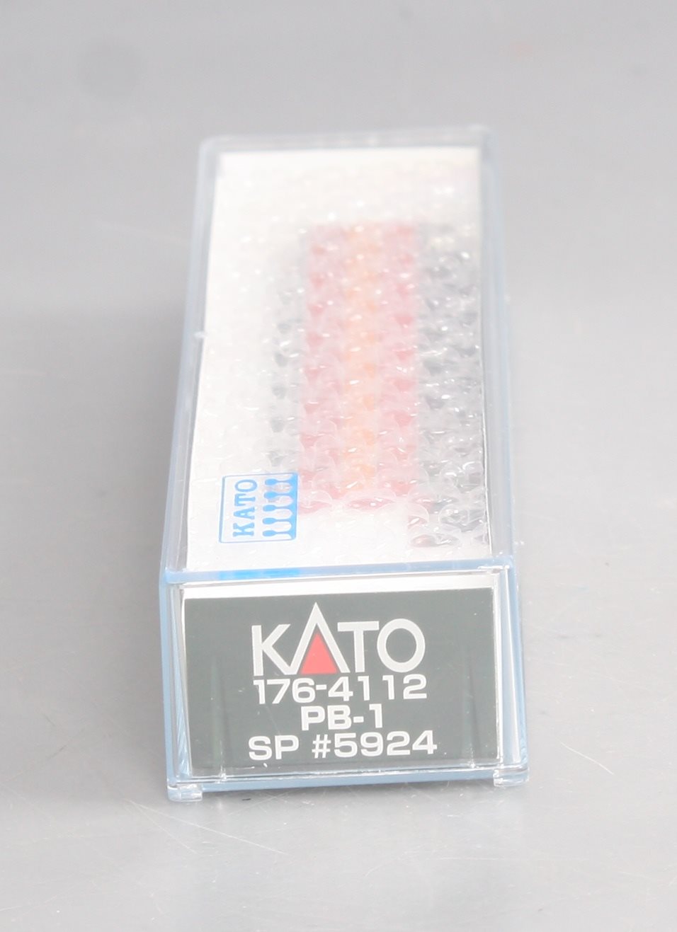 Kato 176-4112 N Scale Southern Pacific PB-1 Diesel Locomotive #5924