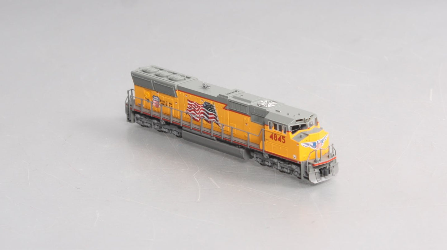 Kato 176-8606 N Union Pacific SD70M Diesel Locomotive #4845