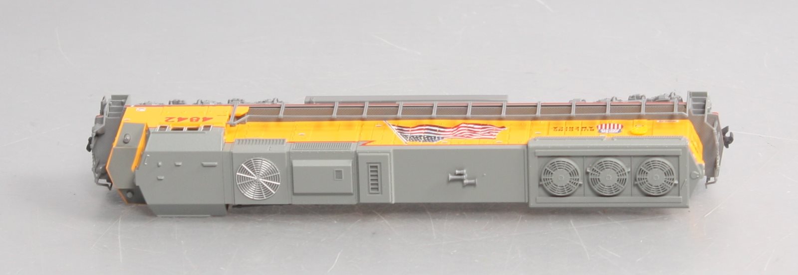 Kato 176-8605 N Union Pacific SD70M Diesel Locomotive #4842