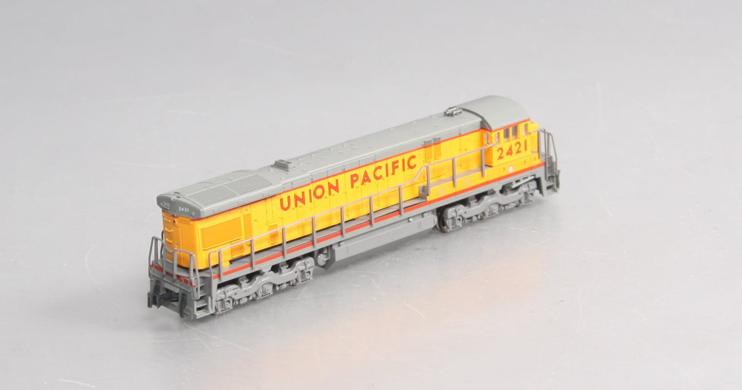 Kato 176-0946 N Scale Union Pacific C30-7 Diesel Locomotive #2421