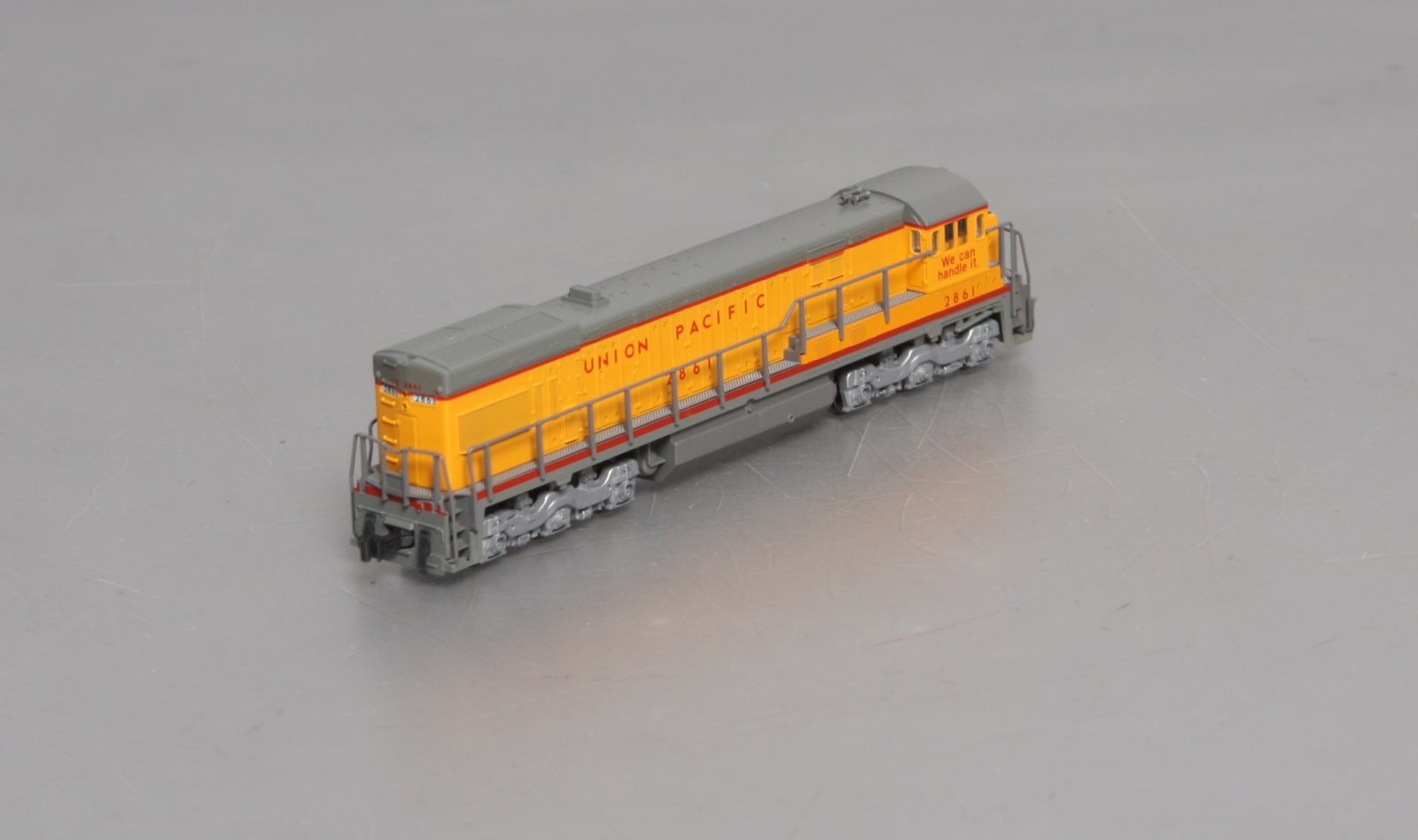 Kato 176-0934 N Scale Union Pacific U30C Diesel Locomotive #2861