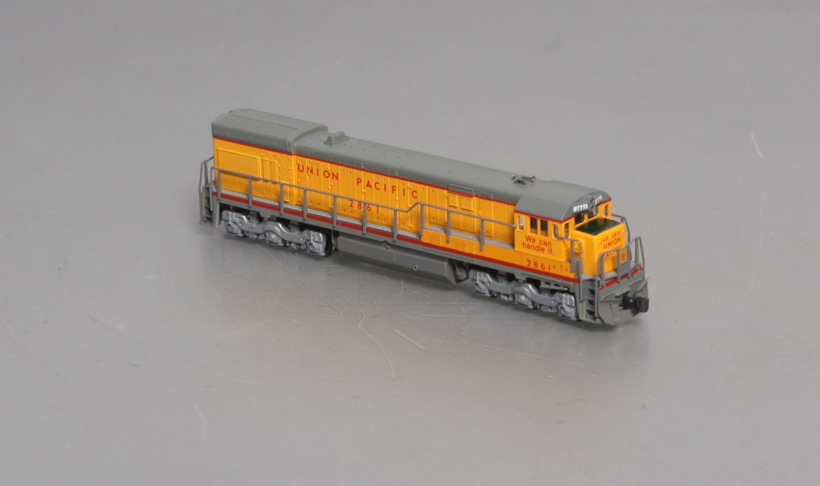 Kato 176-0934 N Scale Union Pacific U30C Diesel Locomotive #2861