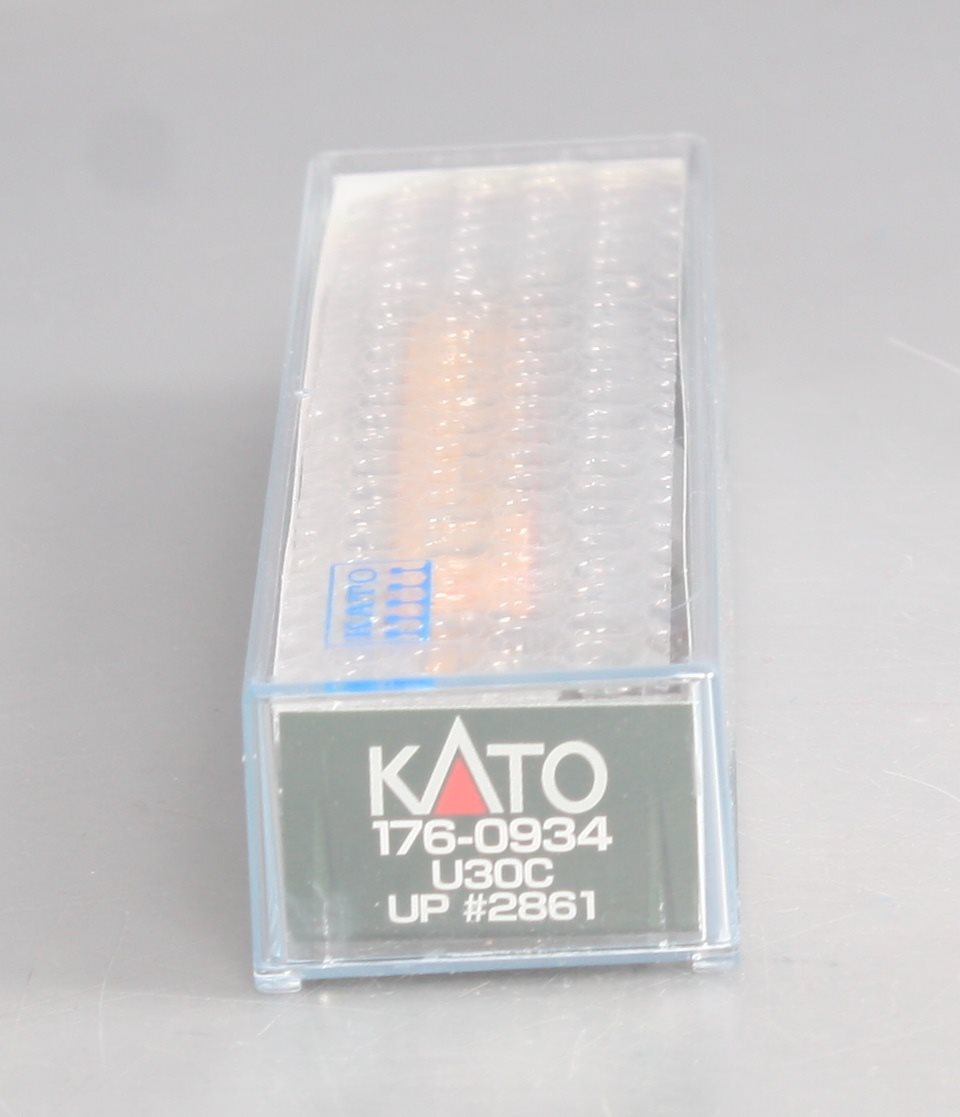 Kato 176-0934 N Scale Union Pacific U30C Diesel Locomotive #2861
