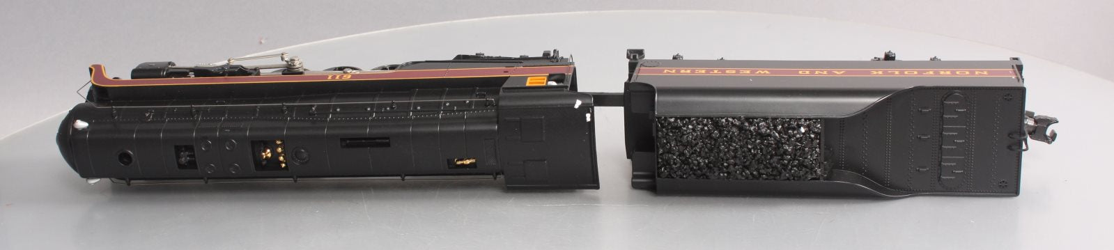 MTH 30-16741 O Norfolk & Western 4-8-4 Imperial “J” Steam Locomotive w/PS3 #611