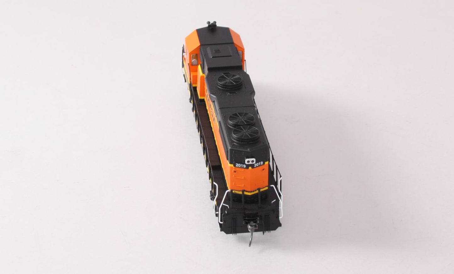 MTH 85-2018-1 HO Burlington Northern Santa Fe GP38-2 Diesel w/ P-S 3 #2019