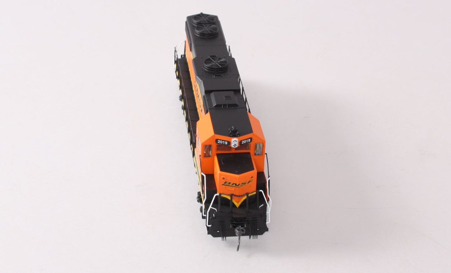 MTH 85-2018-1 HO Burlington Northern Santa Fe GP38-2 Diesel w/ P-S 3 #2019
