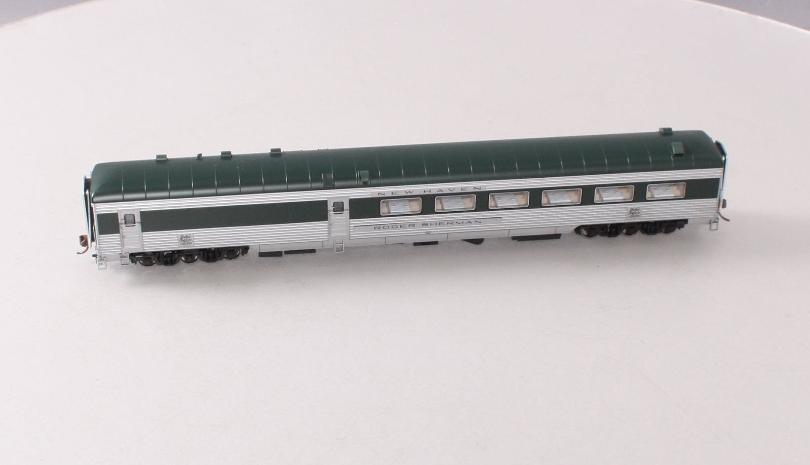 Rapido Trains 132004 HO New Haven 