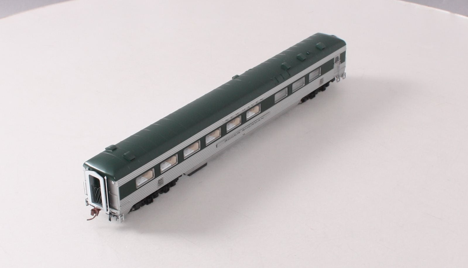 Rapido Trains 132004 HO New Haven 