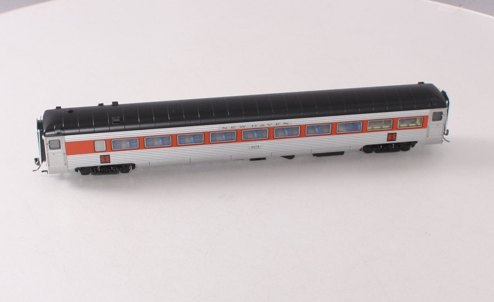 Rapido Trains 017218 HO New Haven Pullman-Bradley 8600-Series Coach Car #8678