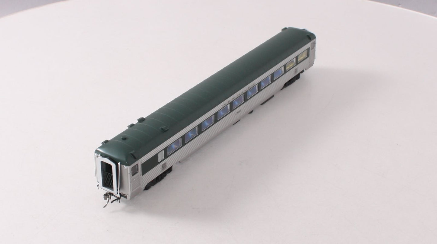 Rapido Trains 017204 HO New Haven Pullman-Bradley Delivery Coach #8640
