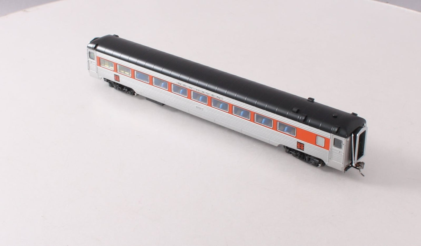 Rapido Trains 017214 HO New Haven Pullman-Bradley 8600-Series Coach Car #8639