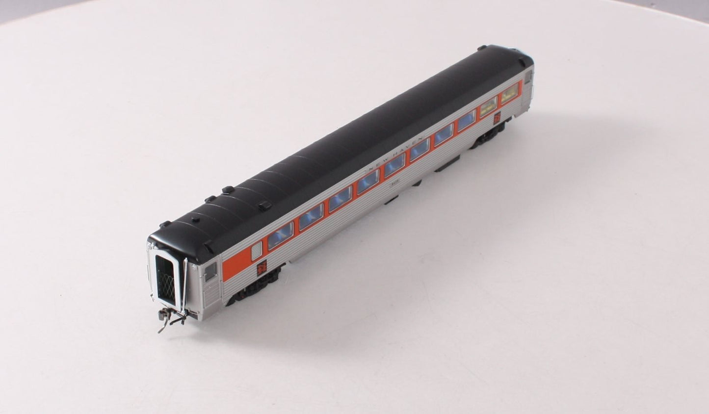 Rapido Trains 017214 HO New Haven Pullman-Bradley 8600-Series Coach Car #8639