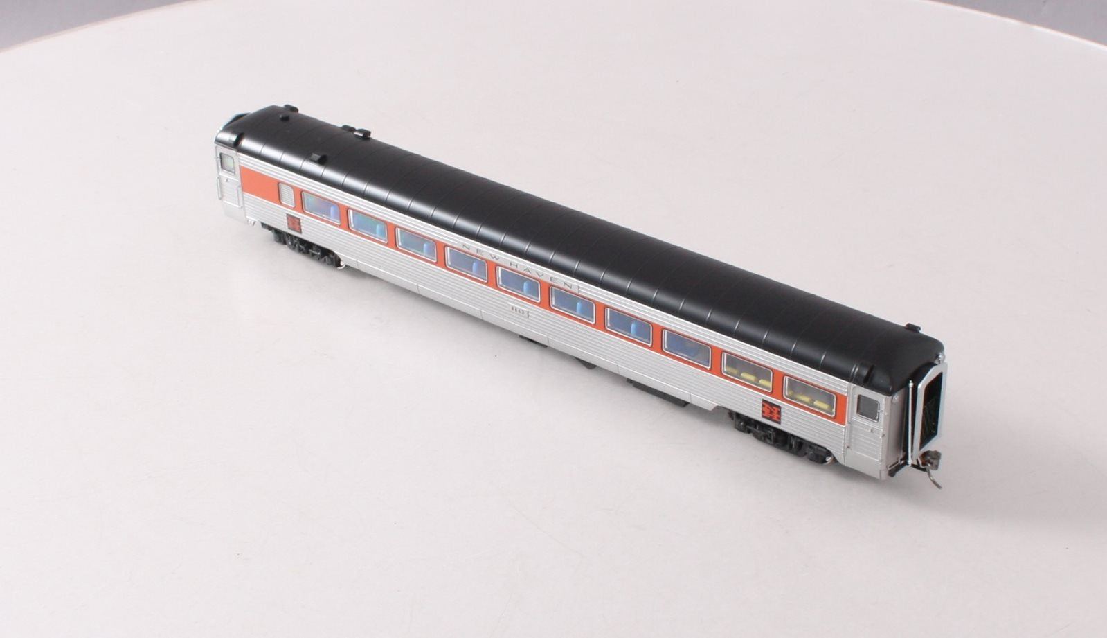 Rapido Trains 17216 HO New Haven Pullman-Bradley 8600-Series Coach #8663
