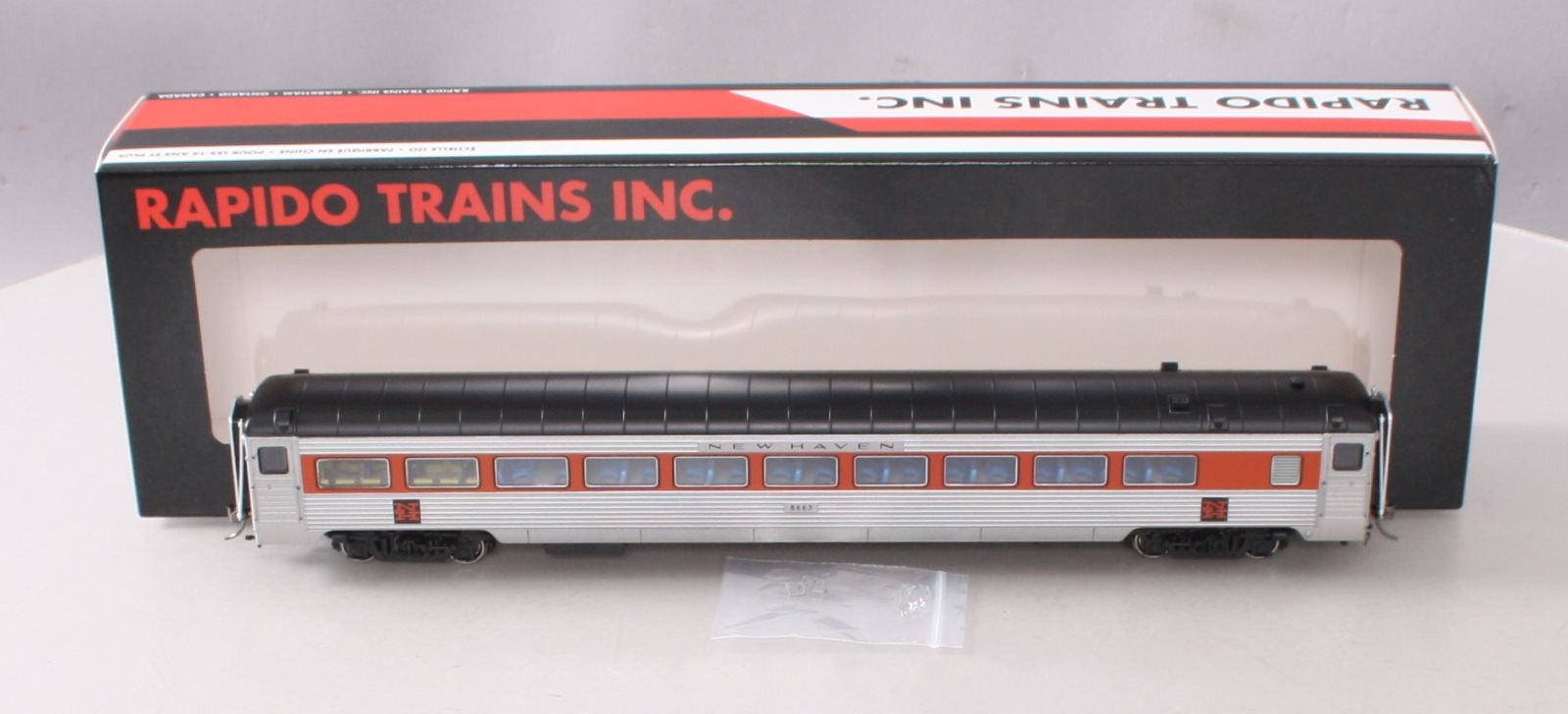 Rapido Trains 17216 HO New Haven Pullman-Bradley 8600-Series Coach #8663