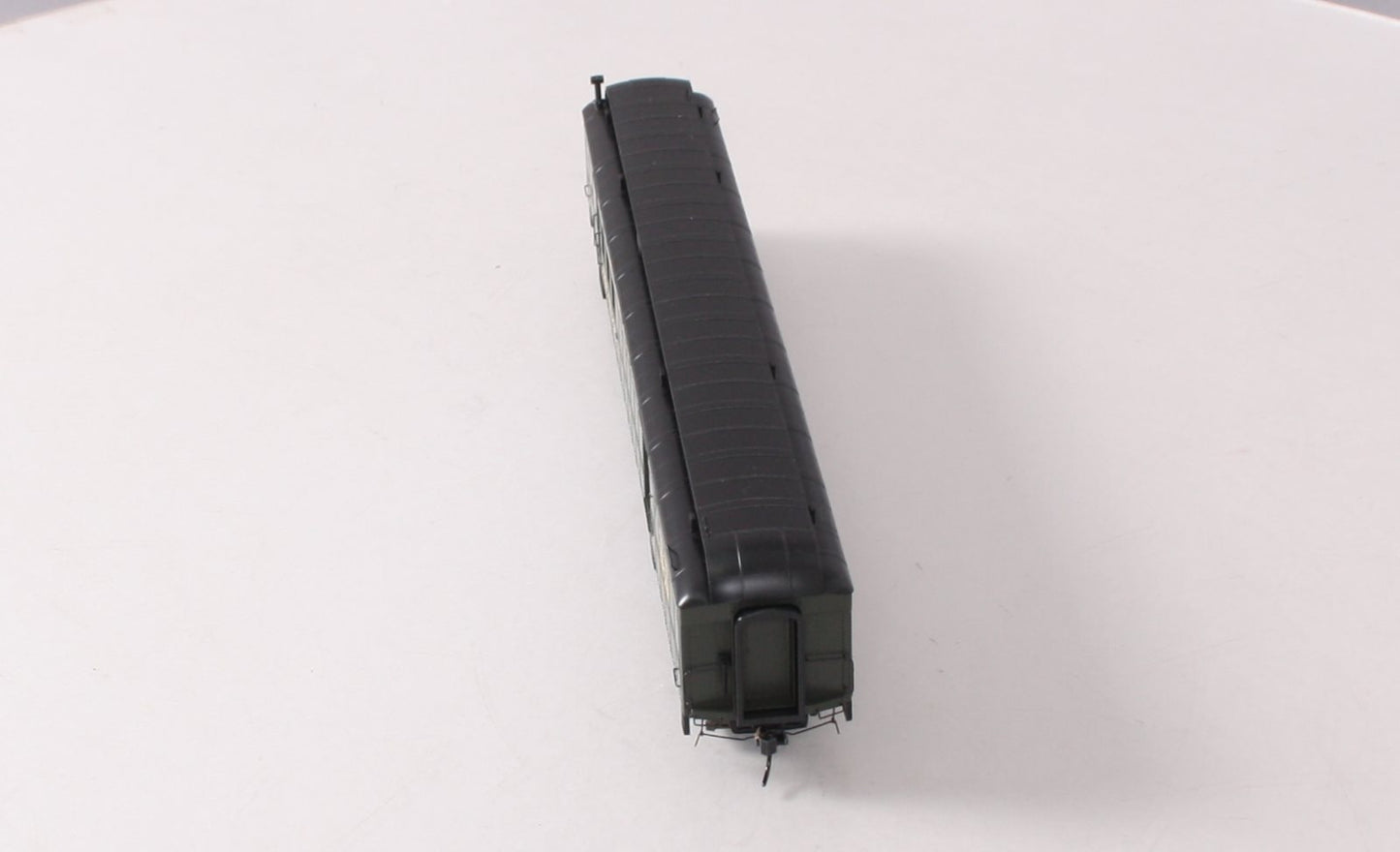 Walthers 920-17401 HO Santa Fe 70' Heavyweight Railway Post Office Baggage Car