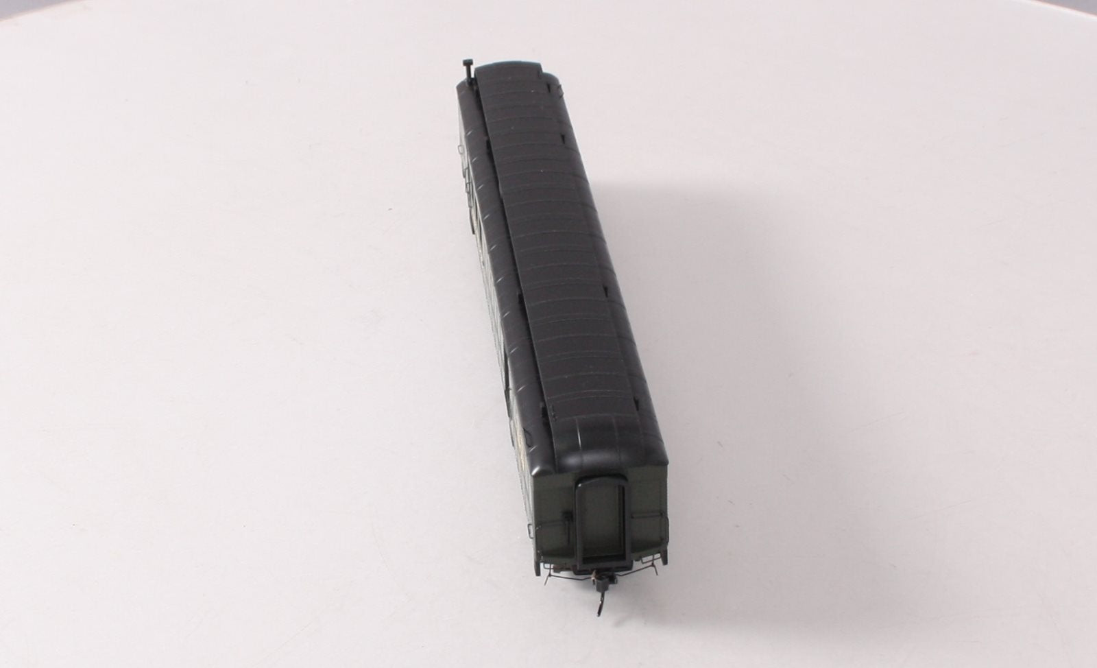 Walthers 920-17401 HO Santa Fe 70' Heavyweight Railway Post Office Baggage Car