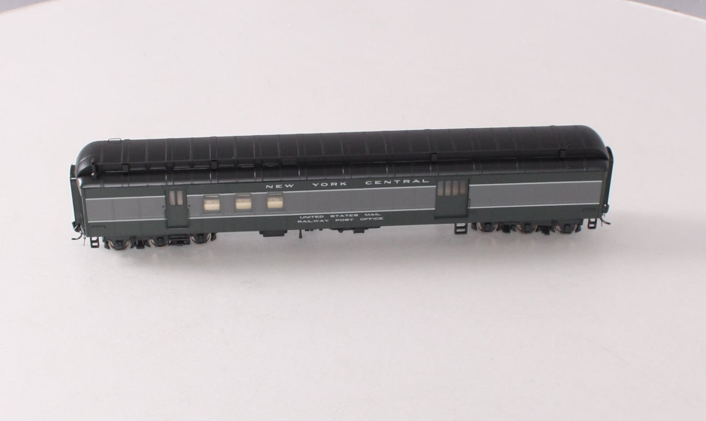 Walthers 920-17406 HO NYC 70' Heavyweight Railway Post Office Baggage Car RTR