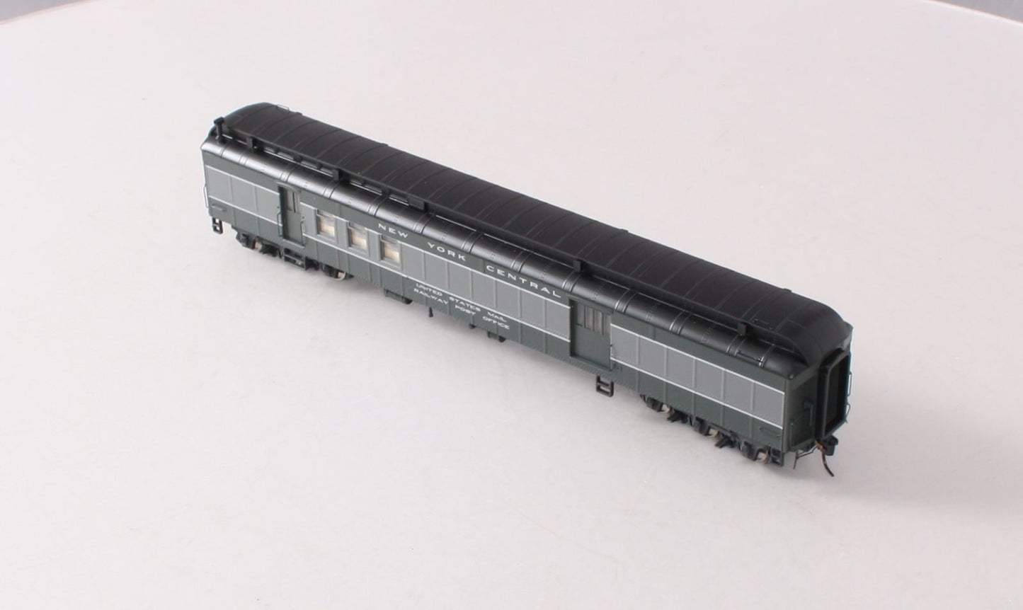 Walthers 920-17406 HO NYC 70' Heavyweight Railway Post Office Baggage Car RTR