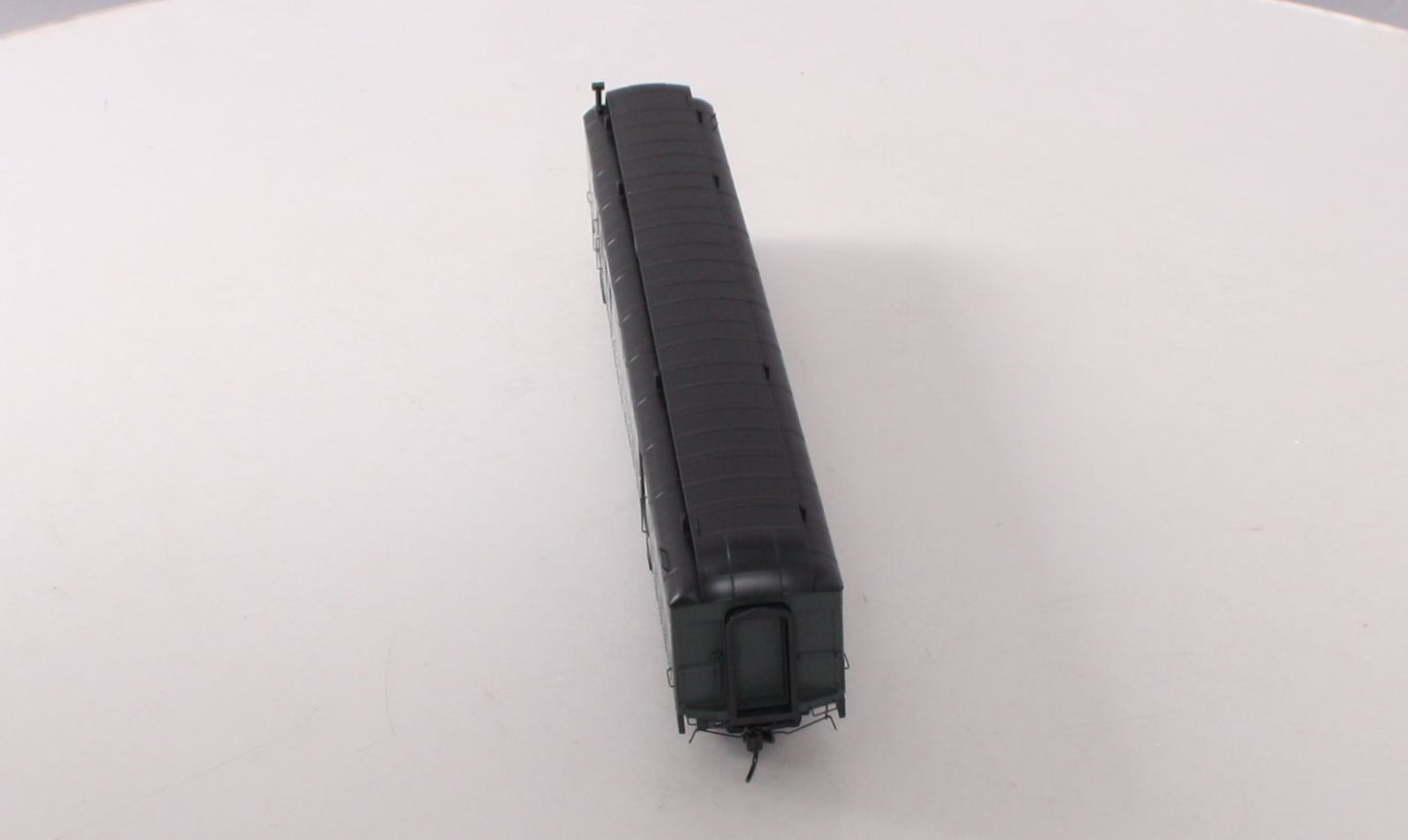 Walthers 920-17406 HO NYC 70' Heavyweight Railway Post Office Baggage Car RTR