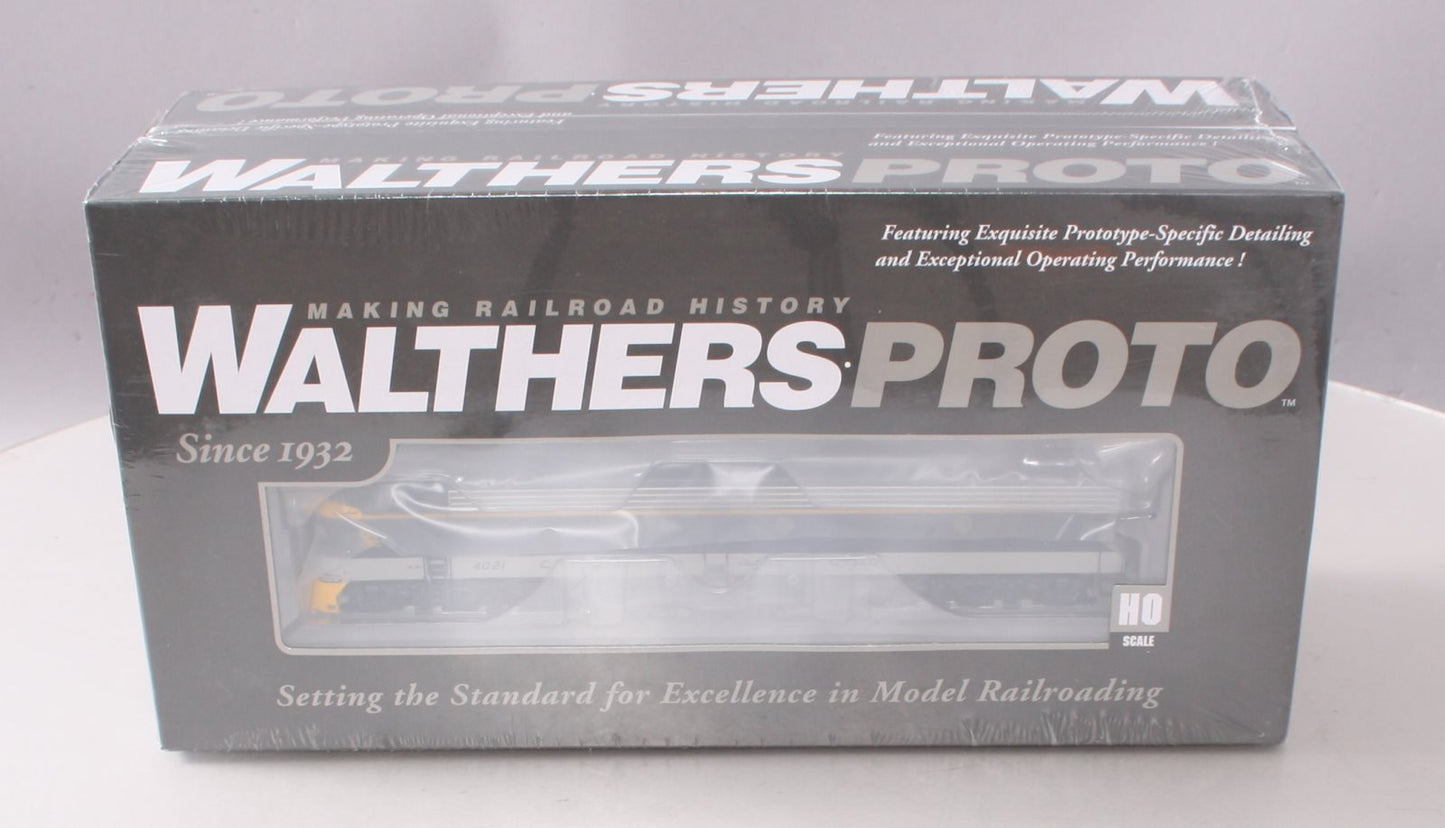 Walthers 920-49360 HO Chesapeake & Ohio EMD E8A-A Set Diesel Loco #4016, 4021